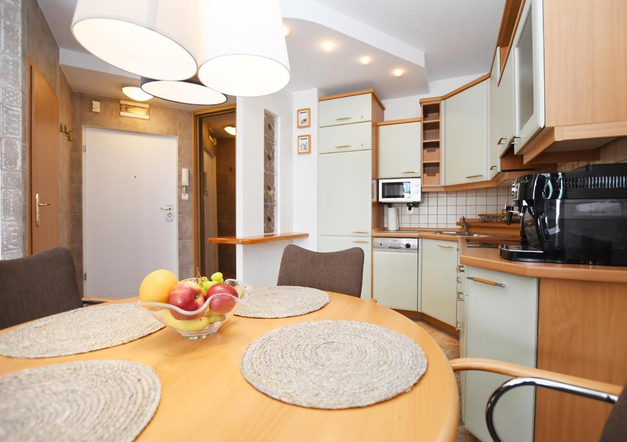 Apartament Porto Z Rowerami Gratis Kołobrzeg Exterior foto